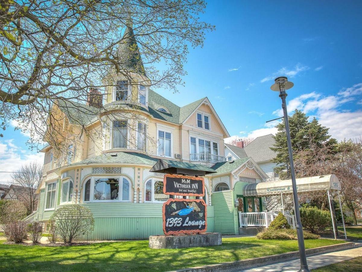 M&M Victorian Bed And Breakfast Marinette Esterno foto